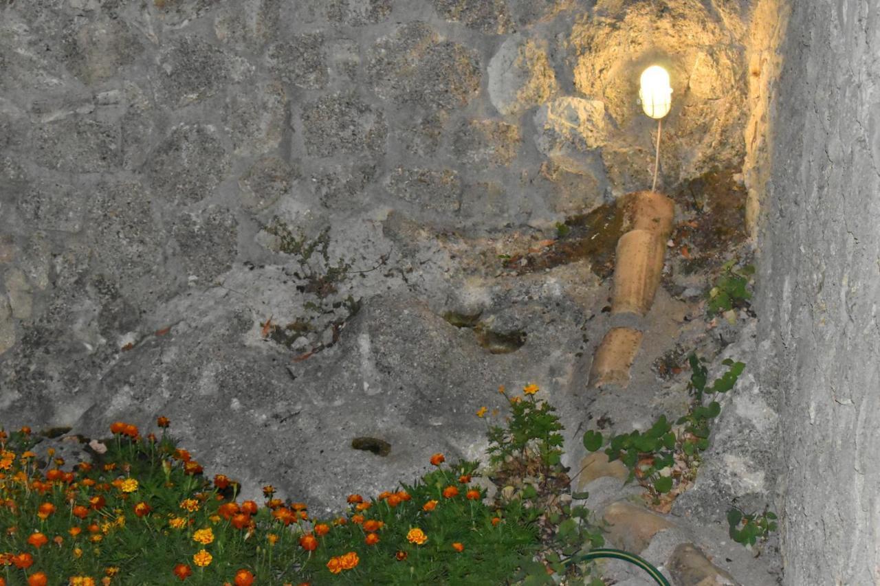 Estate Dafnopanagia Villa Magda Asprogerakata Eksteriør bilde